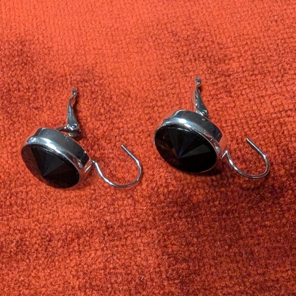 Myka Onyx silver earring - Picture 4 of 7